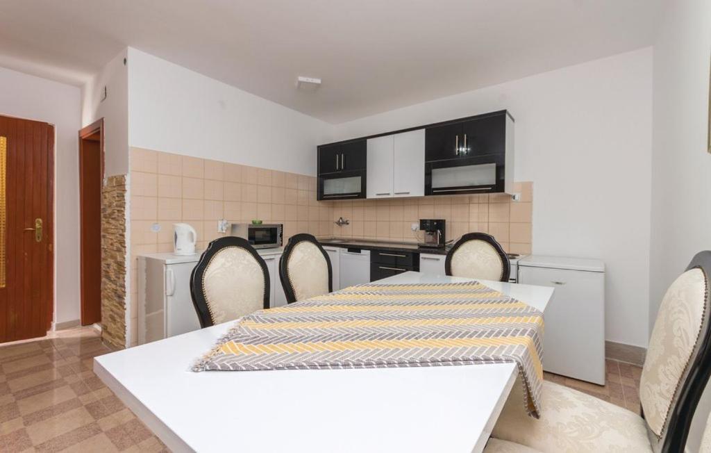 Villa Diana Pakoštane Εξωτερικό φωτογραφία